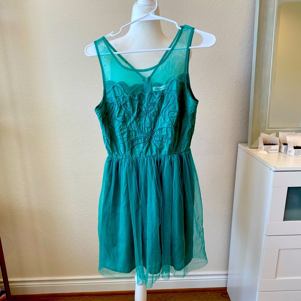 Umgee Dress-Size small. Light green with Tulle.